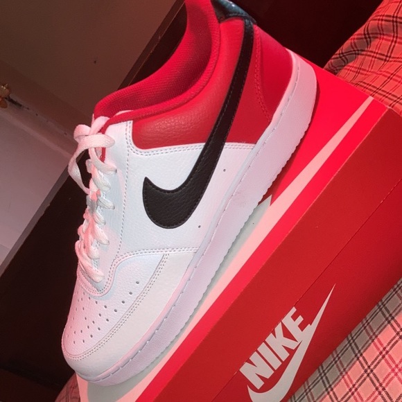 Air Force - Picture 1 of 2